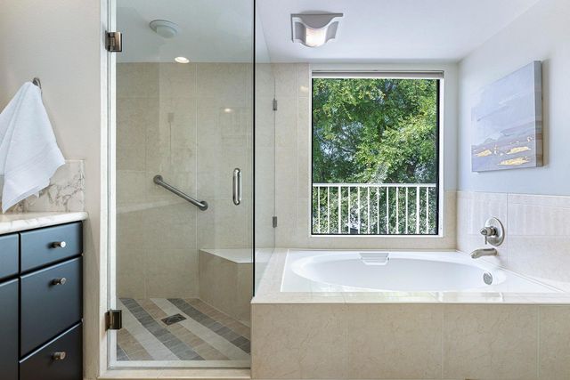 637 E Pintail Circle, Fresno, CA 93730