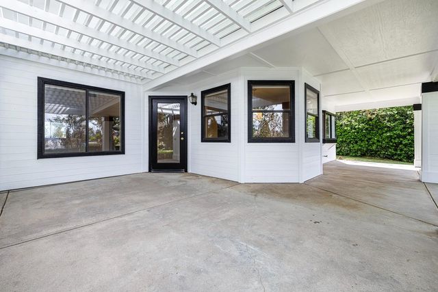 637 E Pintail Circle, Fresno, CA 93730