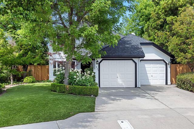 637 E Pintail Circle, Fresno, CA 93730