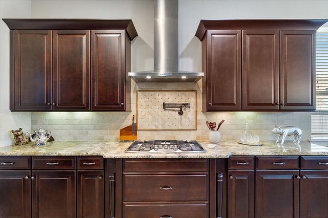 1919 Los Santos Drive, San Marcos, TX 78666