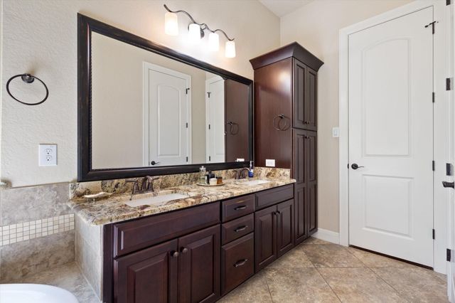 1919 Los Santos Drive, San Marcos, TX 78666