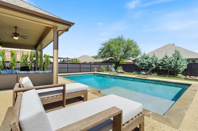 1919 Los Santos Drive, San Marcos, TX 78666