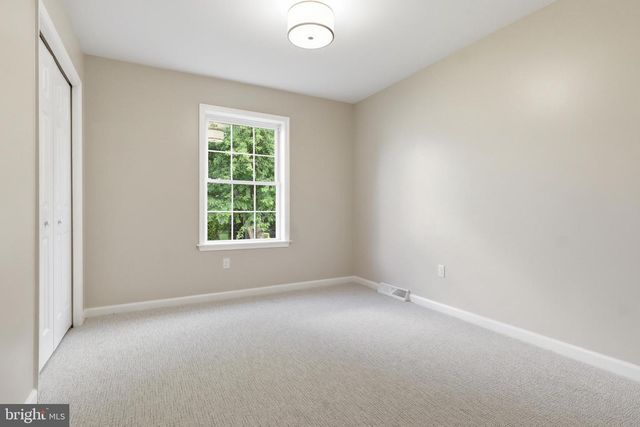 100 CEDAR DR, Dover, PA 17315