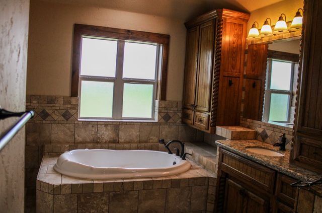 121 Cougar Road, Lipan, TX 76462