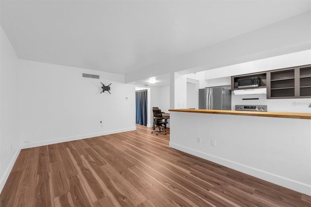 1140 S ORLANDO AVENUE E2, Maitland, FL 32751