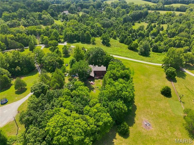 19501 Coventry Circle, Marthasville, MO 63357