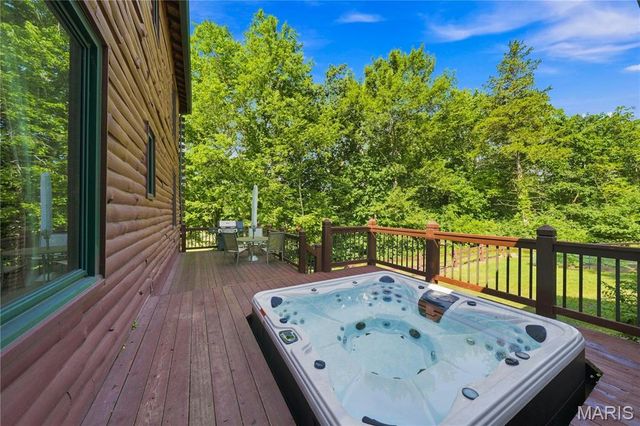 19501 Coventry Circle, Marthasville, MO 63357