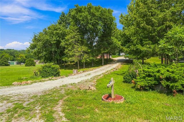 19501 Coventry Circle, Marthasville, MO 63357