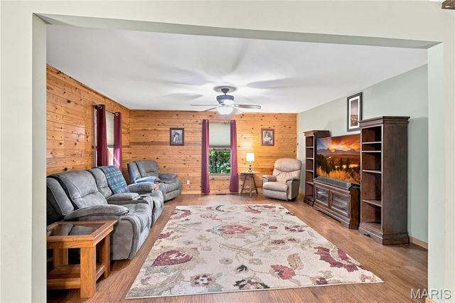 19501 Coventry Circle, Marthasville, MO 63357