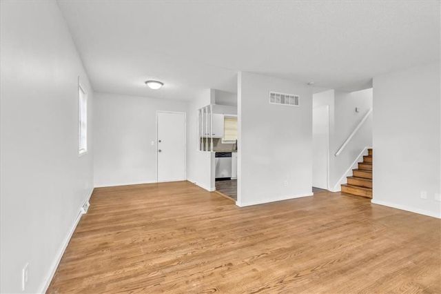 7920 NE San Rafael Drive, Kansas City, MO 64119