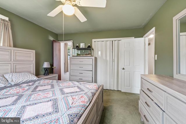 894 MICHAEL AVE, Vineland, NJ 08360