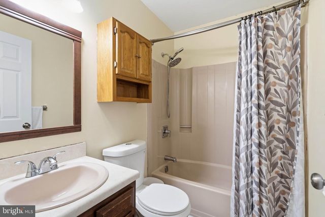 894 MICHAEL AVE, Vineland, NJ 08360