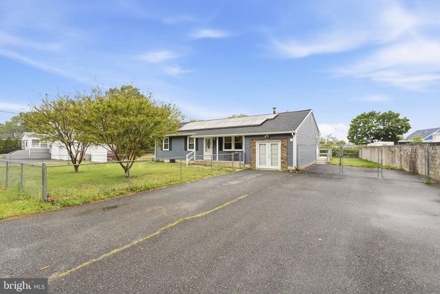 894 MICHAEL AVE, Vineland, NJ 08360