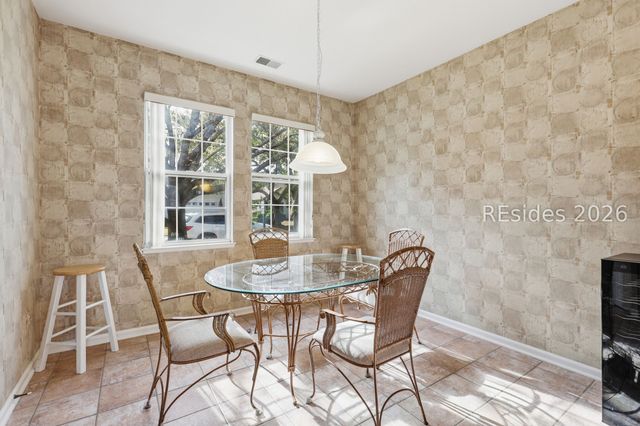 6 Hampton Cir, Bluffton, SC 29909