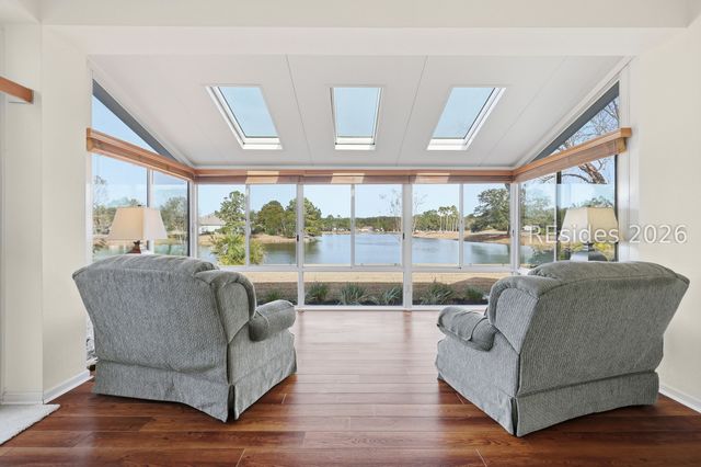 6 Hampton Cir, Bluffton, SC 29909