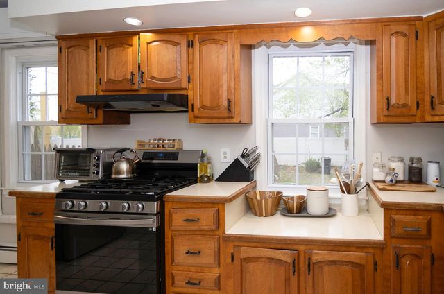 101 W CHURCH ST, Absecon, NJ 08201