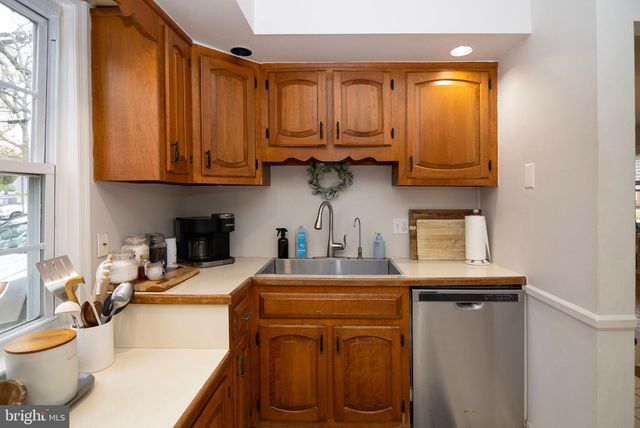 101 W CHURCH ST, Absecon, NJ 08201