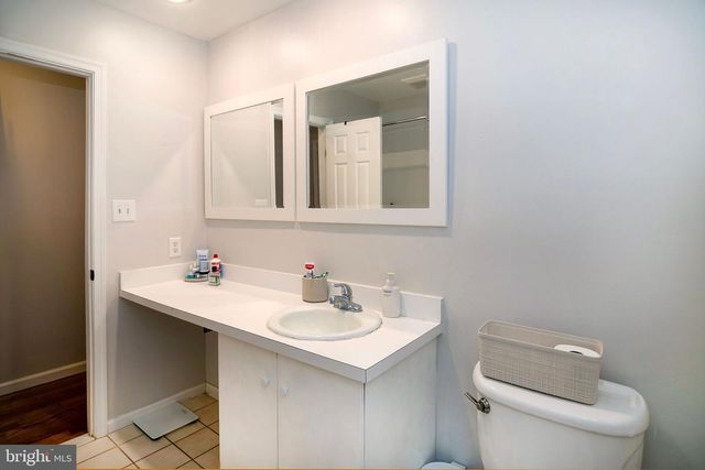 101 W CHURCH ST, Absecon, NJ 08201