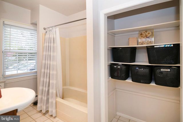 101 W CHURCH ST, Absecon, NJ 08201