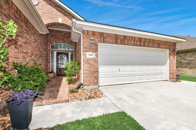 945 Autumn Brook Street, Seabrook, TX 77586