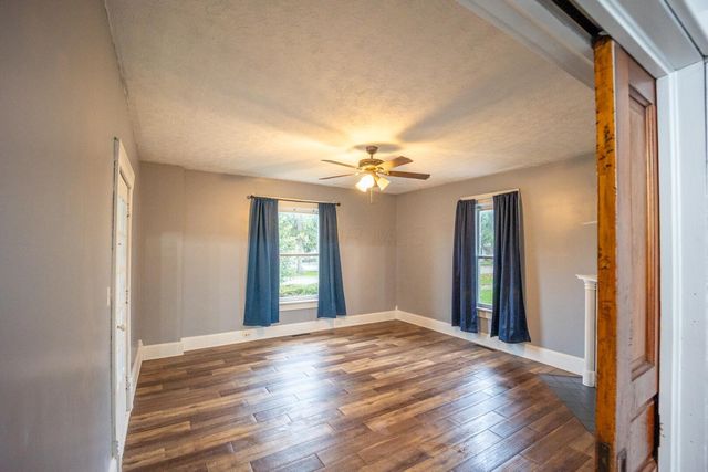 801 W Sugar Street, Mount Vernon, OH 43050