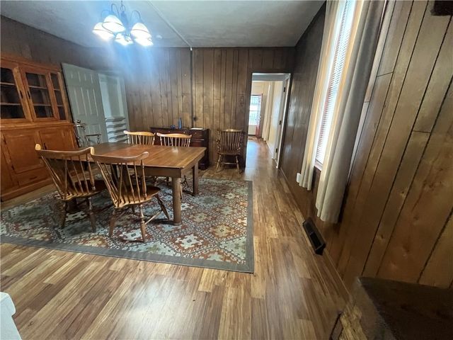 4408 3rd St, Versailles Boro, PA 15132