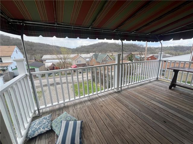 4408 3rd St, Versailles Boro, PA 15132