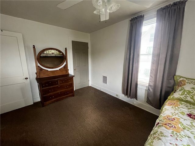 4408 3rd St, Versailles Boro, PA 15132