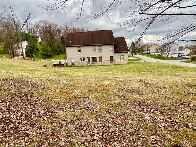 101 FIELDSTONE COURT, Penn Twp - Wml, PA 15644