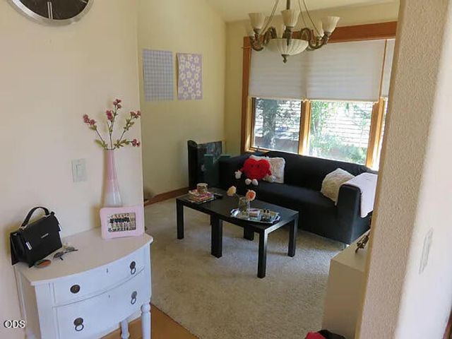 61858 Bunker Hill Court, Bend, OR 97702
