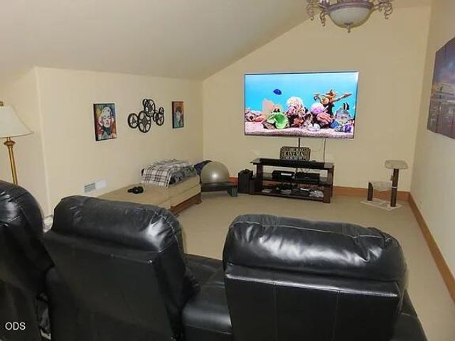 61858 Bunker Hill Court, Bend, OR 97702