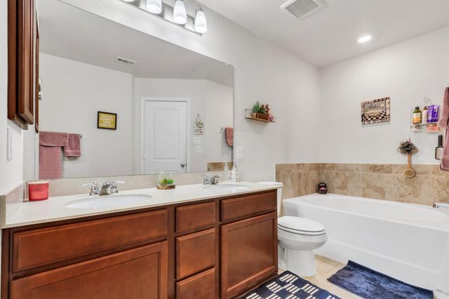 421 Conchillos DR, Georgetown, TX 78626