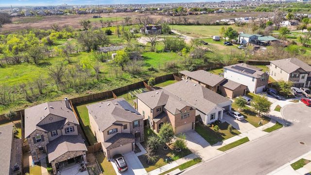 421 Conchillos DR, Georgetown, TX 78626