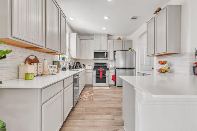 421 Conchillos DR, Georgetown, TX 78626