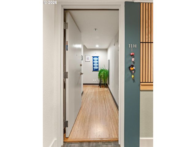 255 Sw HARRISON St 11H, Portland, OR 97201