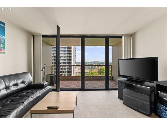 255 Sw HARRISON St 11H, Portland, OR 97201