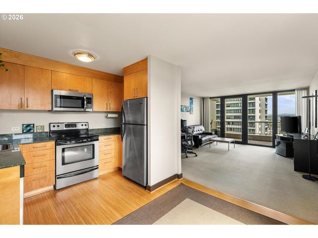 255 Sw HARRISON St 11H, Portland, OR 97201