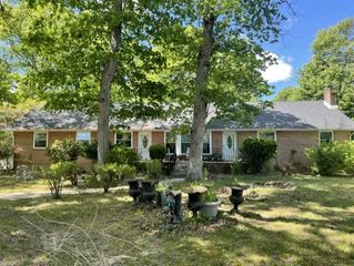 587 ARTIS DR, Dover, DE 19904