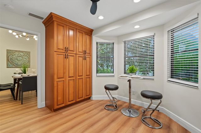 3010 LONGBROOKE WAY, Clearwater, FL 33760