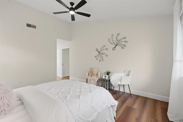 3010 LONGBROOKE WAY, Clearwater, FL 33760