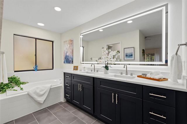 3010 LONGBROOKE WAY, Clearwater, FL 33760