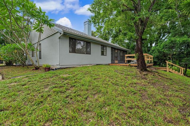 3010 LONGBROOKE WAY, Clearwater, FL 33760