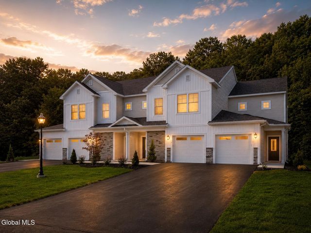 38 Reeds Hollow, Saratoga Springs, NY 12866