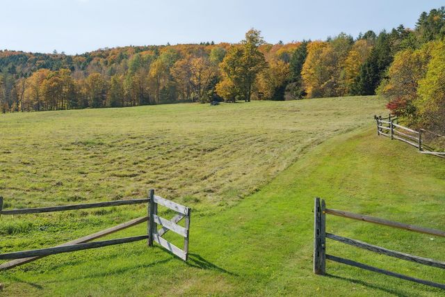 9671 VT Route 12, Barnard, VT 05031