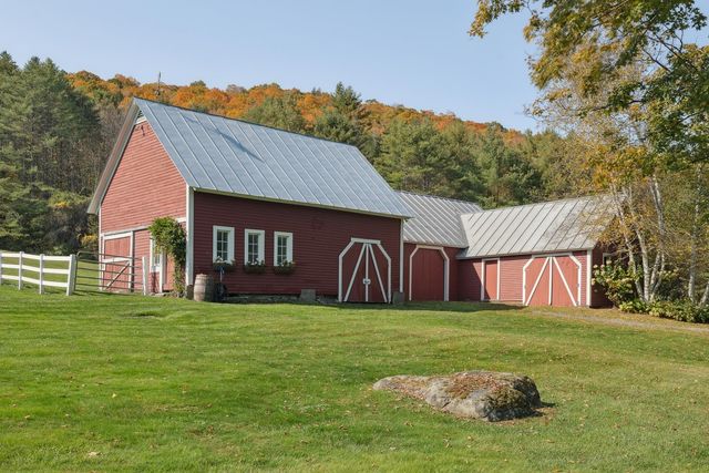 9671 VT Route 12, Barnard, VT 05031