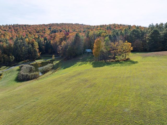 9671 VT Route 12, Barnard, VT 05031