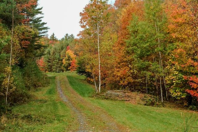9671 VT Route 12, Barnard, VT 05031