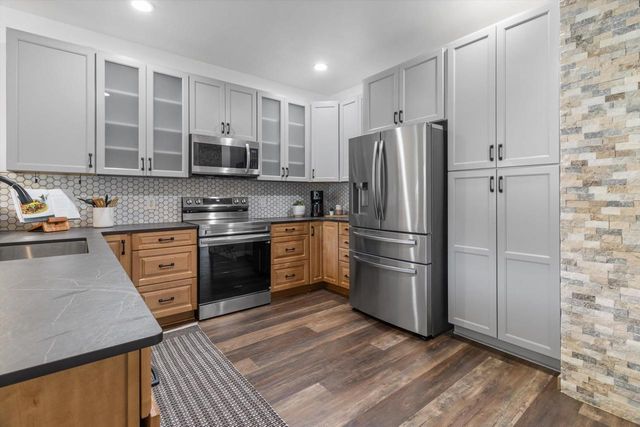 6317 Saturn Drive, Madison, WI 53718