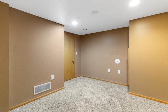 6317 Saturn Drive, Madison, WI 53718