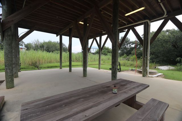 192 Walnut, Grand Isle, LA 70358